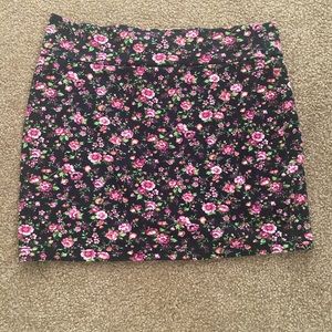 Floral mini skirt